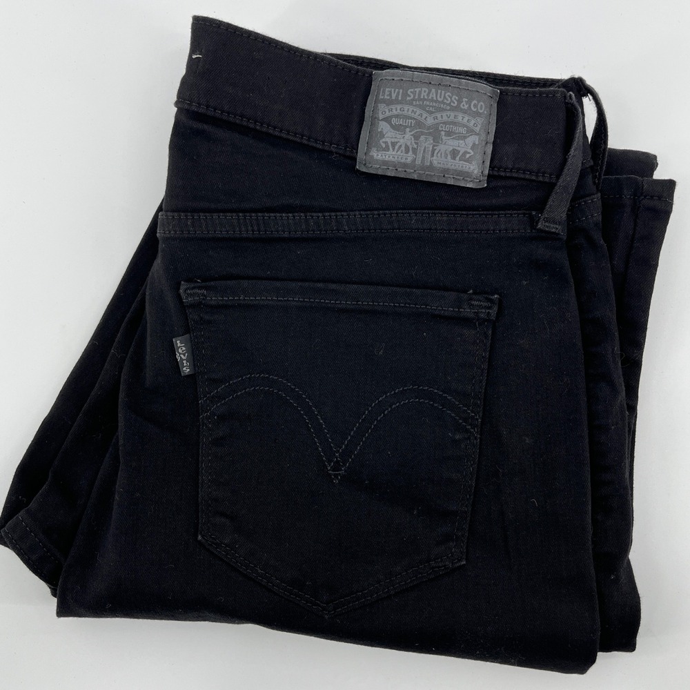 Levis Womens Classic Straight Leg Black Jeans 39250-0001 Size 10M W30 L30